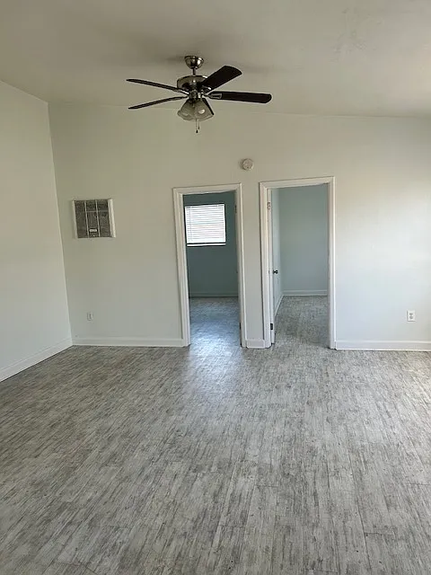 6318 Park Blvd N — Photo 2