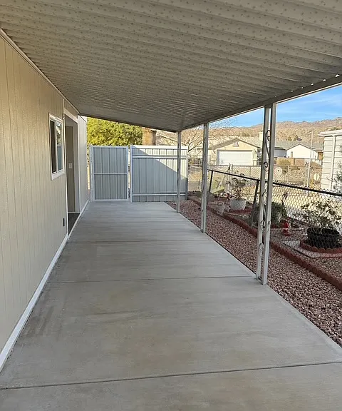 1628 Bluebonnet Blvd — Photo 5