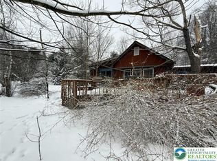 122 Snowflake Dr, Blakeslee, PA 18610