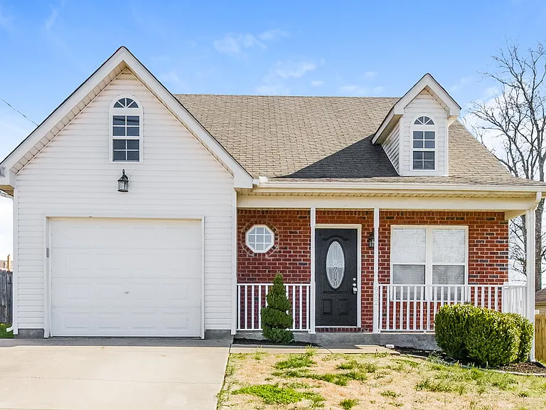 922 Sky Valley Trl — Photo 1