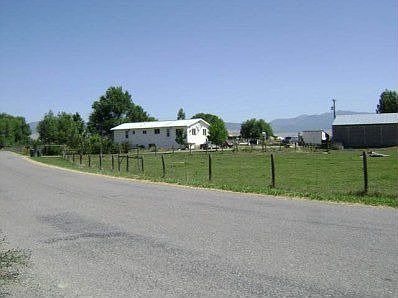 2nd image of 5050 Mallard Way