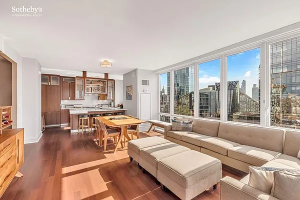 Sold by Sotheby's International Realty | media 4
