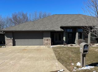 1506 28th St SW, Austin, MN 55912