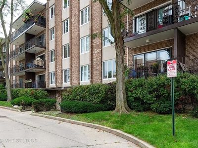 5501 Lincoln Ave Unit 203, Morton Grove, IL, 60053
