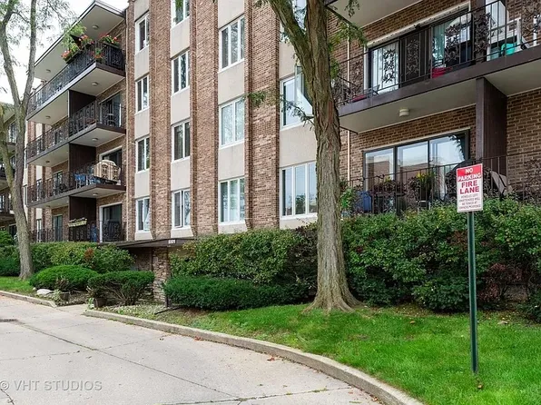 5501 Lincoln Ave Unit 203, Morton Grove, IL 60053