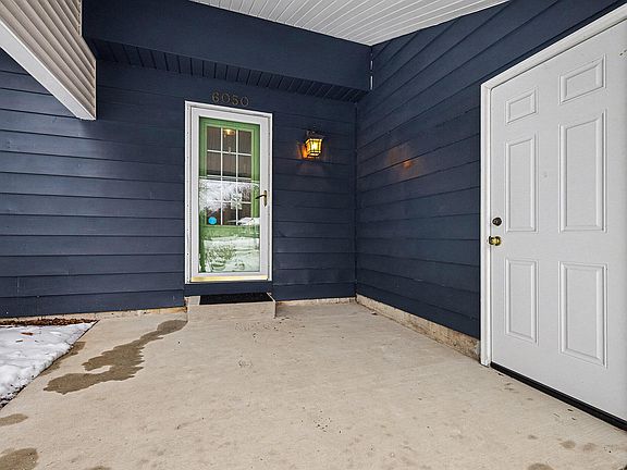 4th image of 6050 Adaway Ct SE