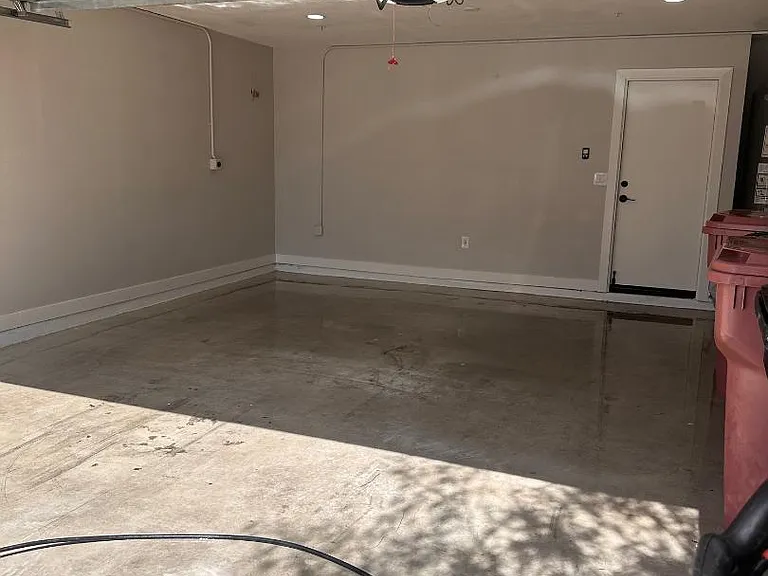7500 E Deer Valley Rd #15 — Photo 16