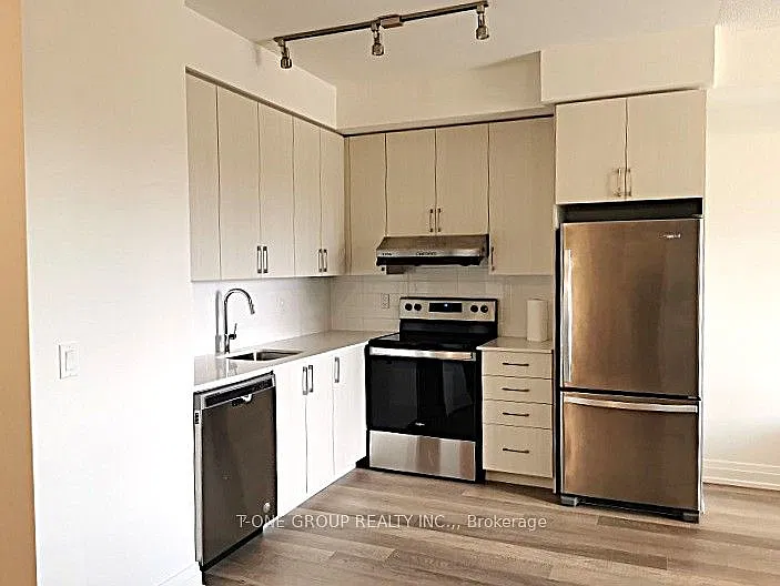 2 bed, $2,200 — Photo 2