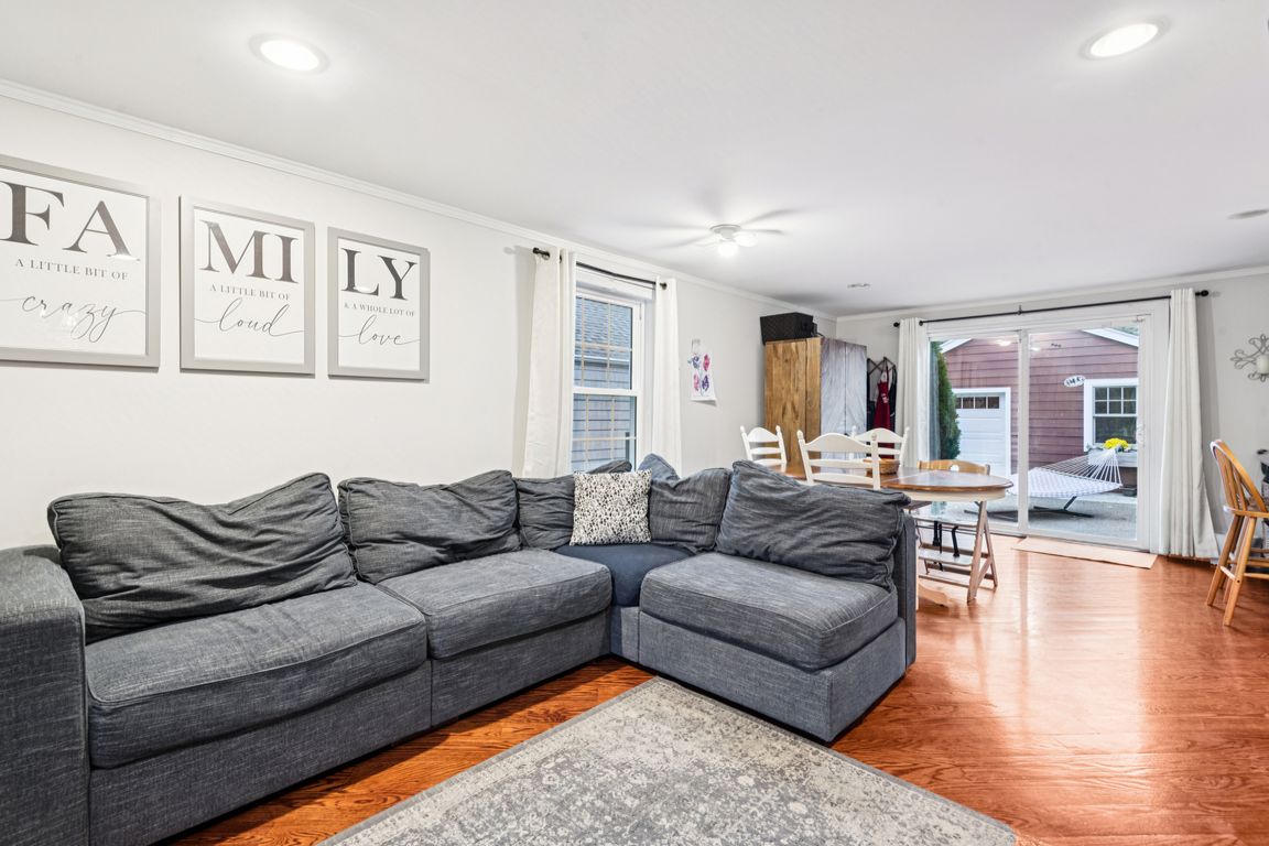 next background image