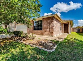 207 Pheasant Trl, Bastrop, TX 78602