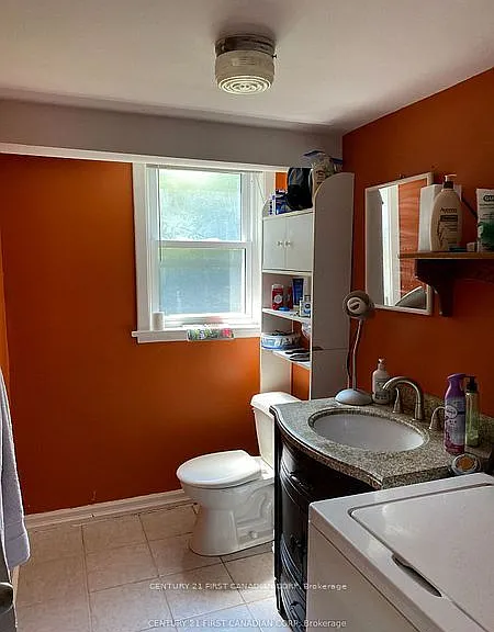 270 Sarnia Rd — Photo 12