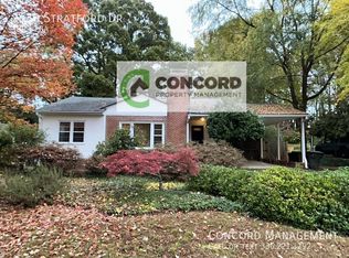 2630 Stratford Dr, Greensboro, NC 27408