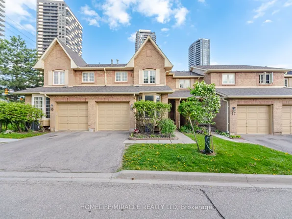 35 Ceremonial Dr #18, Mississauga, ON L5R 3G6