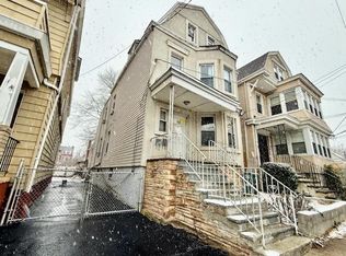 12 Garwood Pl, Irvington, NJ 07111