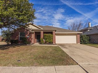 100 Hackberry Trl, Forney, TX 75126