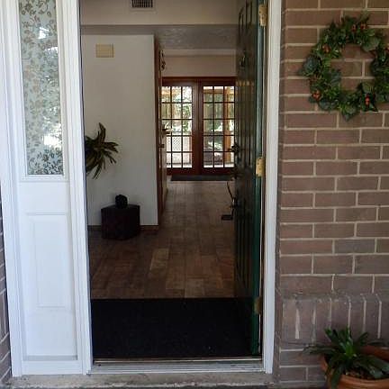 3rd image of 872 Matt Ln