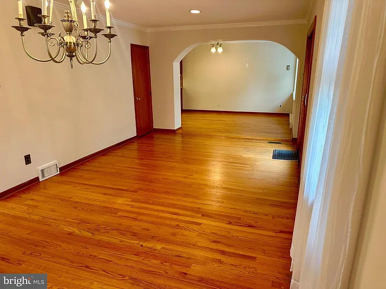 2432 W Chester Pike — Photo 11