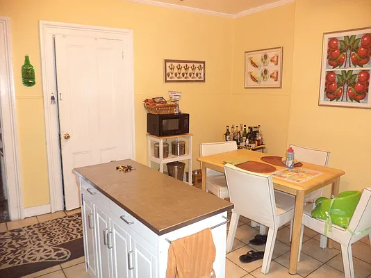 Rented by L.Nelson & Associates | media 5