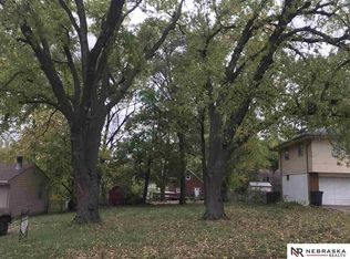 4903 Saratoga St, Omaha, NE 68104