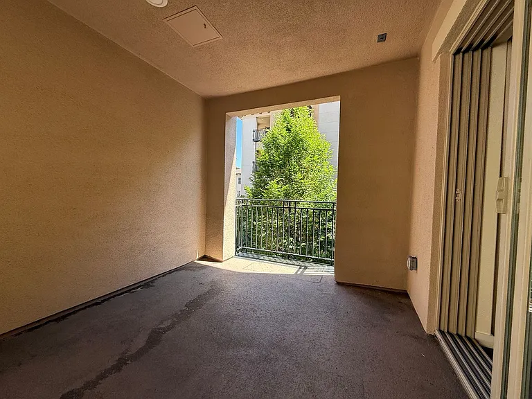 1052 Bigleaf Pl #106 — Photo 14