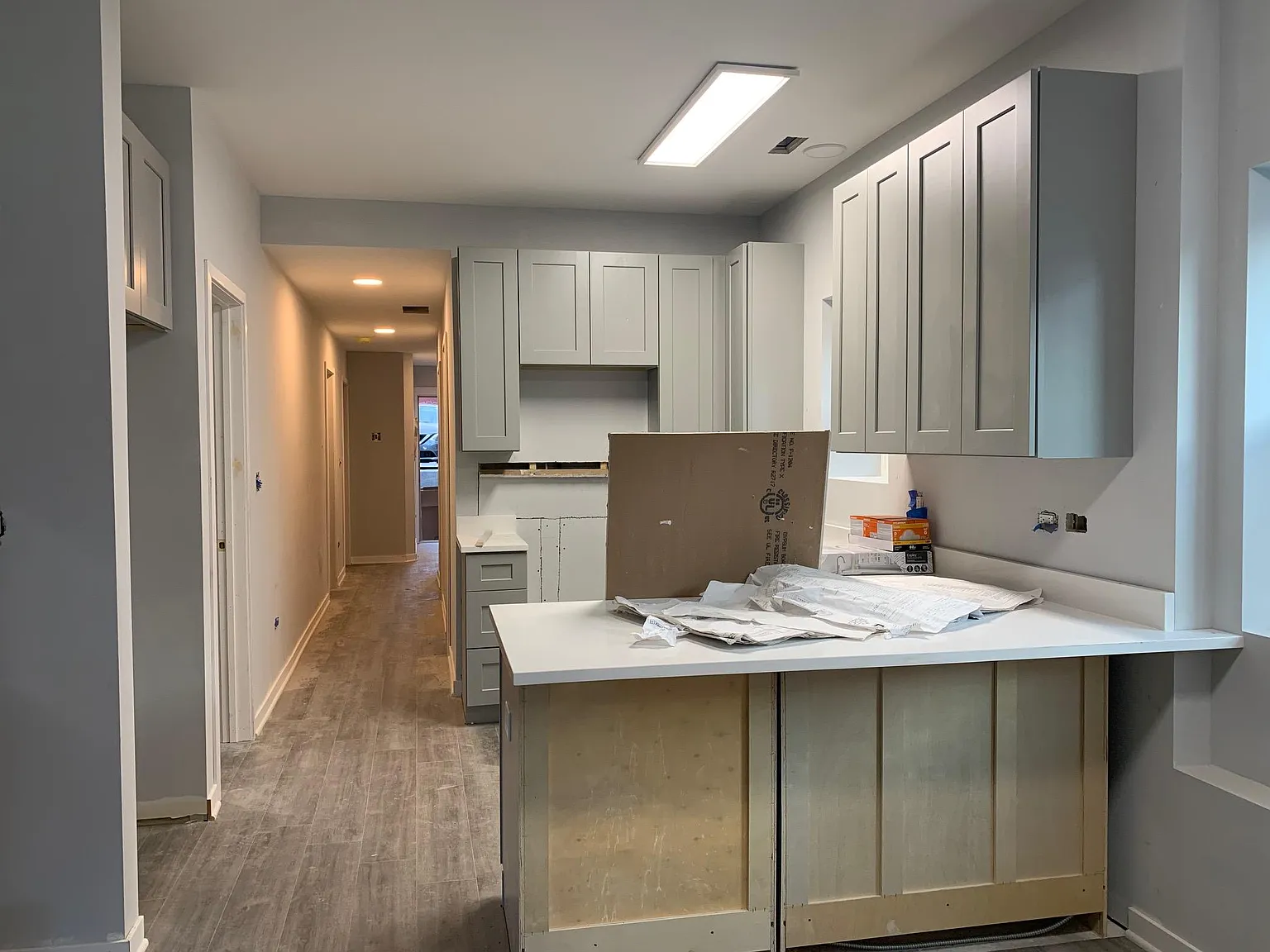 3 bed, 1000 sqft, $2,299 — Photo 4
