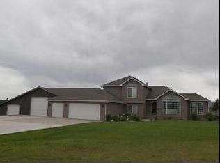 10211 N West Newman Lake Dr, Newman Lake, WA 99025