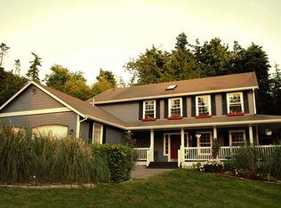 651 Dodge Rd, Camano Island, WA 98282