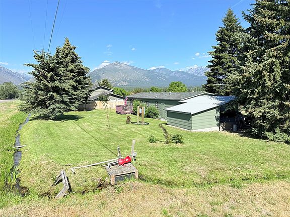 4th image of 825 Grantsdale Rd