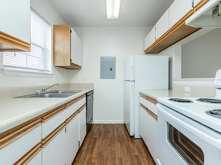 Clearfield Apartments — Photo 27
