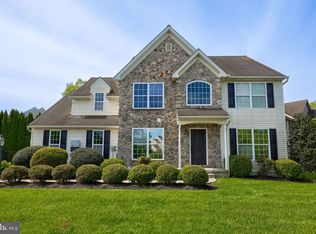 13 S Larkspur Dr, Palmyra, PA 17078