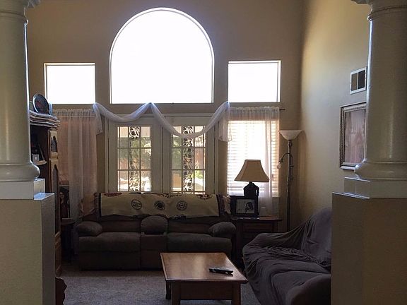 4th image of 20666 Crazy Horse Ct
