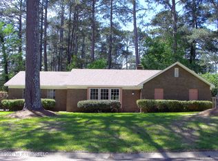 4649 Old Lake Rd, Jackson, MS 39212
