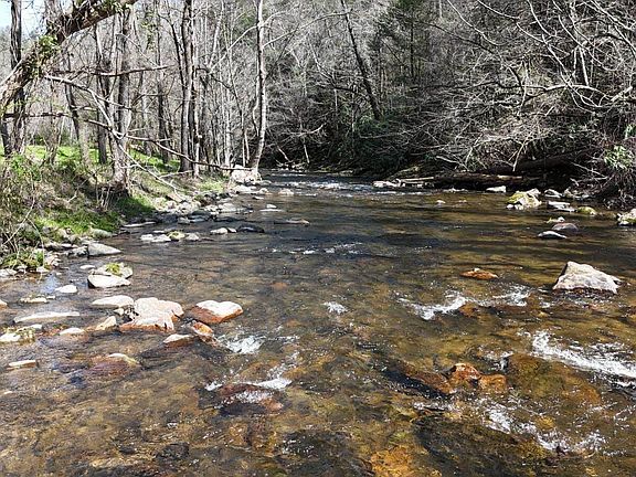 3rd image of 1770 Old 15th Rd