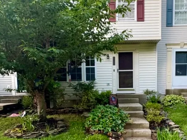 2003 Hackberry Rd, Baltimore, MD 21221