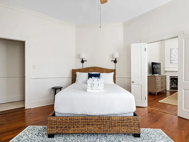 33 Society St #A — Photo 10