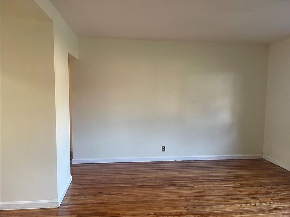 1st image of 1010 Rottkamp St APT 2