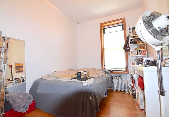 2nd image of 73 Meserole Ave #3D