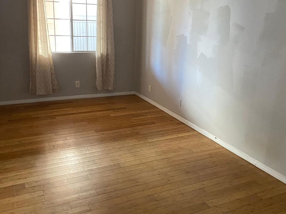 1st image of 2520 Virginia Ave APT 1