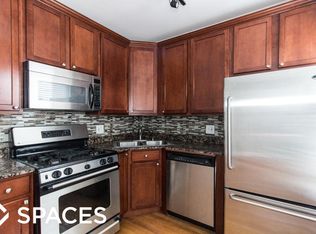 628-30 W Roscoe St #ONES, Chicago, IL 60657