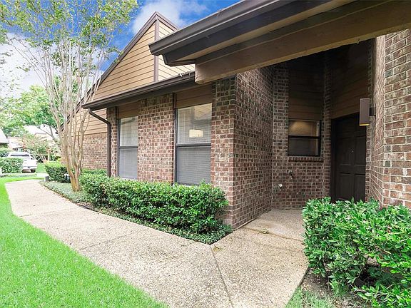 4th image of 3304 Scarlet Oak Ct