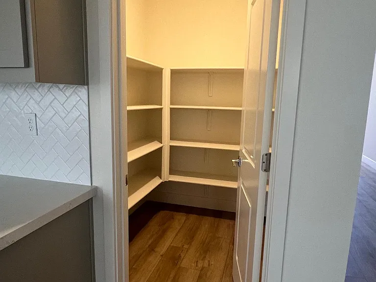 5256 Ironwood Ave — Photo 13