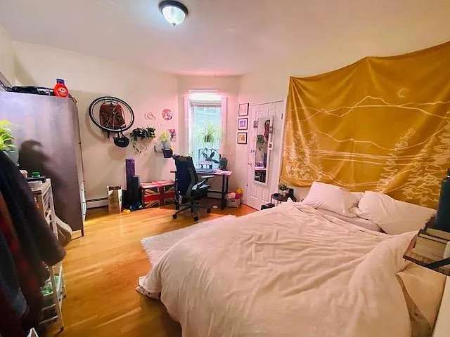 29 Lambert St #3 — Photo 6