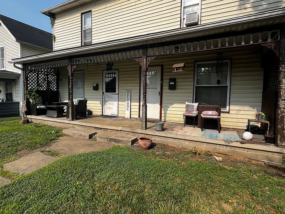 1st image of 379 S 10th St
