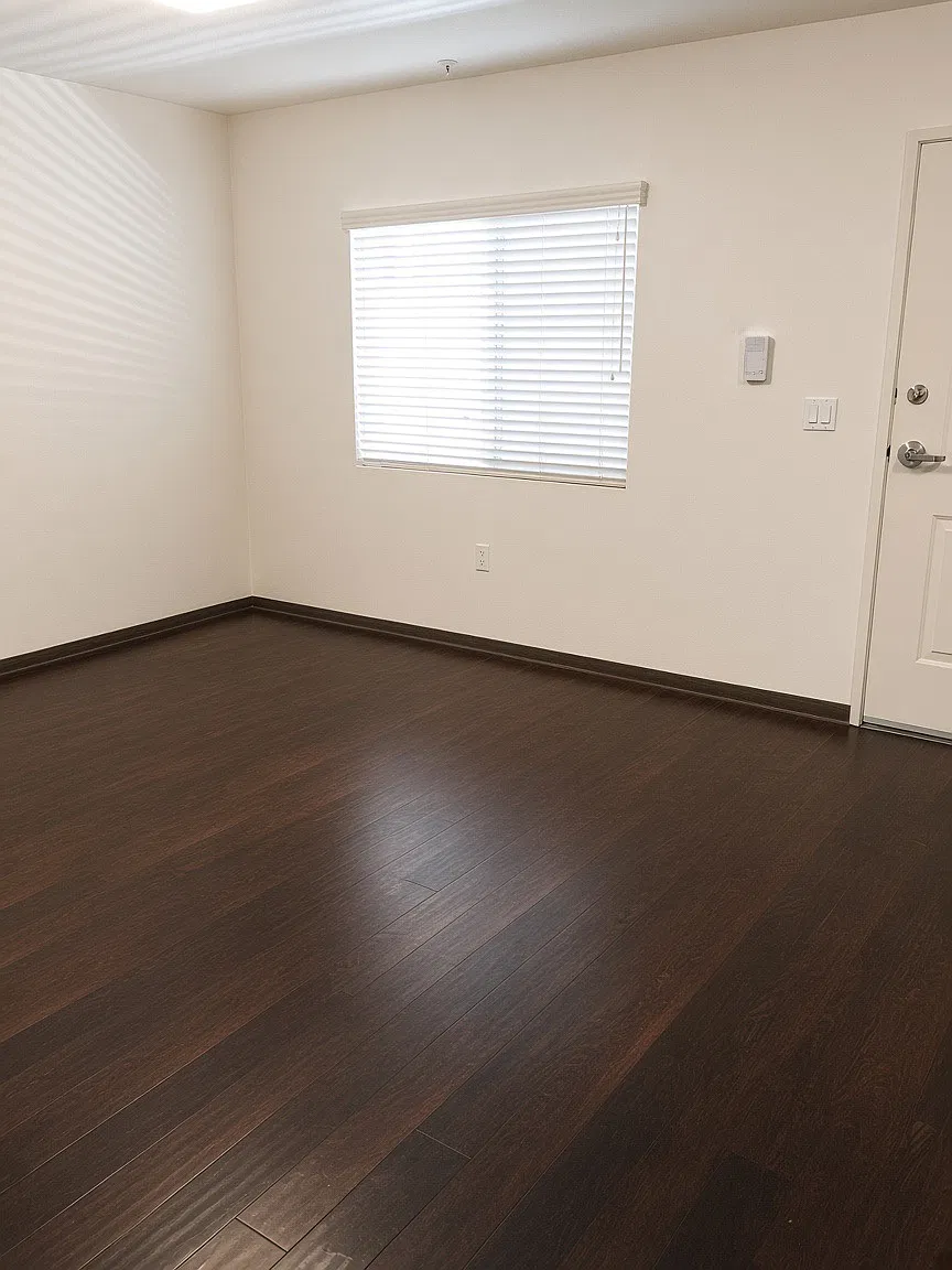 2 bed, 800 sqft, $2,095 — Photo 2