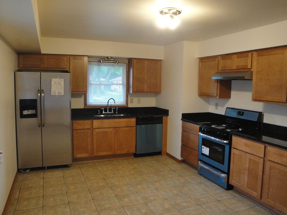 1st image of 6700 N 51st St