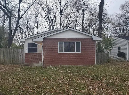 3330 Laurel St Photo 1