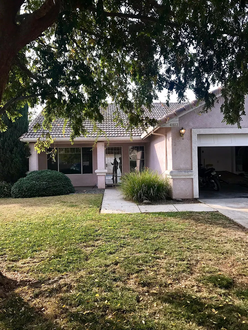 4812 Littleton Way photo 1