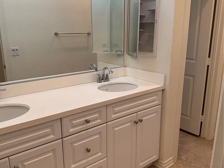 759 E Sierra Madre Ave — Photo 15