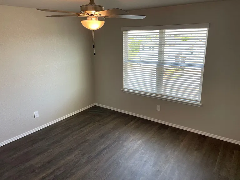 13121 Candace Way — Photo 6