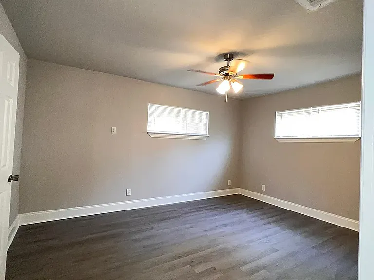 4048 Winfield Ave — Photo 13